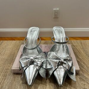 SCHUTZ Silver Bow Heels